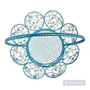 Easter Egg basket with beading metal color is Aqua